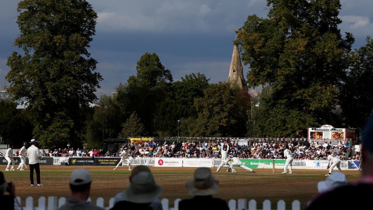 Edavalath lifts Worcestershire response after Allison five-for