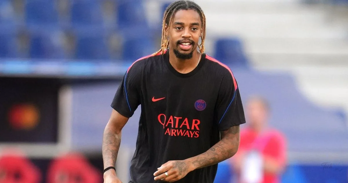 Liverpool agree £123m deal for PSG's Barcola