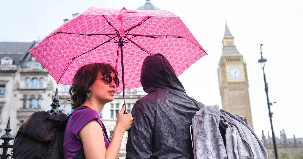 New thunderstorm warnings for parts of UK as rain set to con